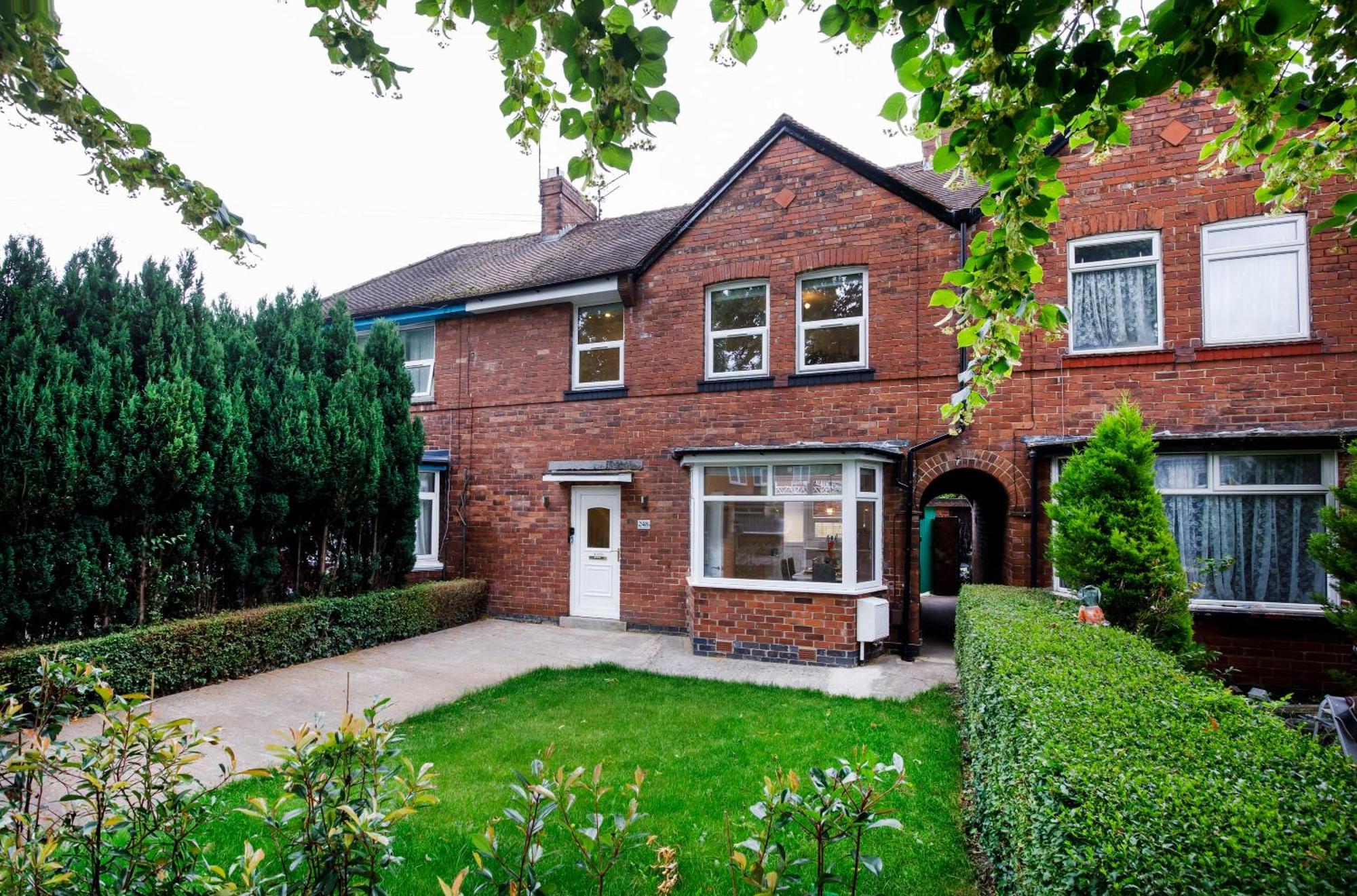 The Burton York 3 Bedroom House Sleeps 6 المظهر الخارجي الصورة